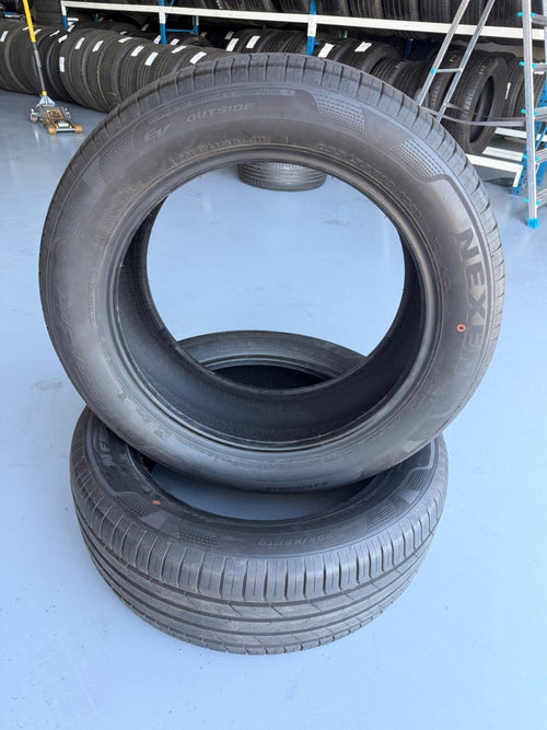 NEXEN 235/55 R19 105V XL band - Peelrandbanden