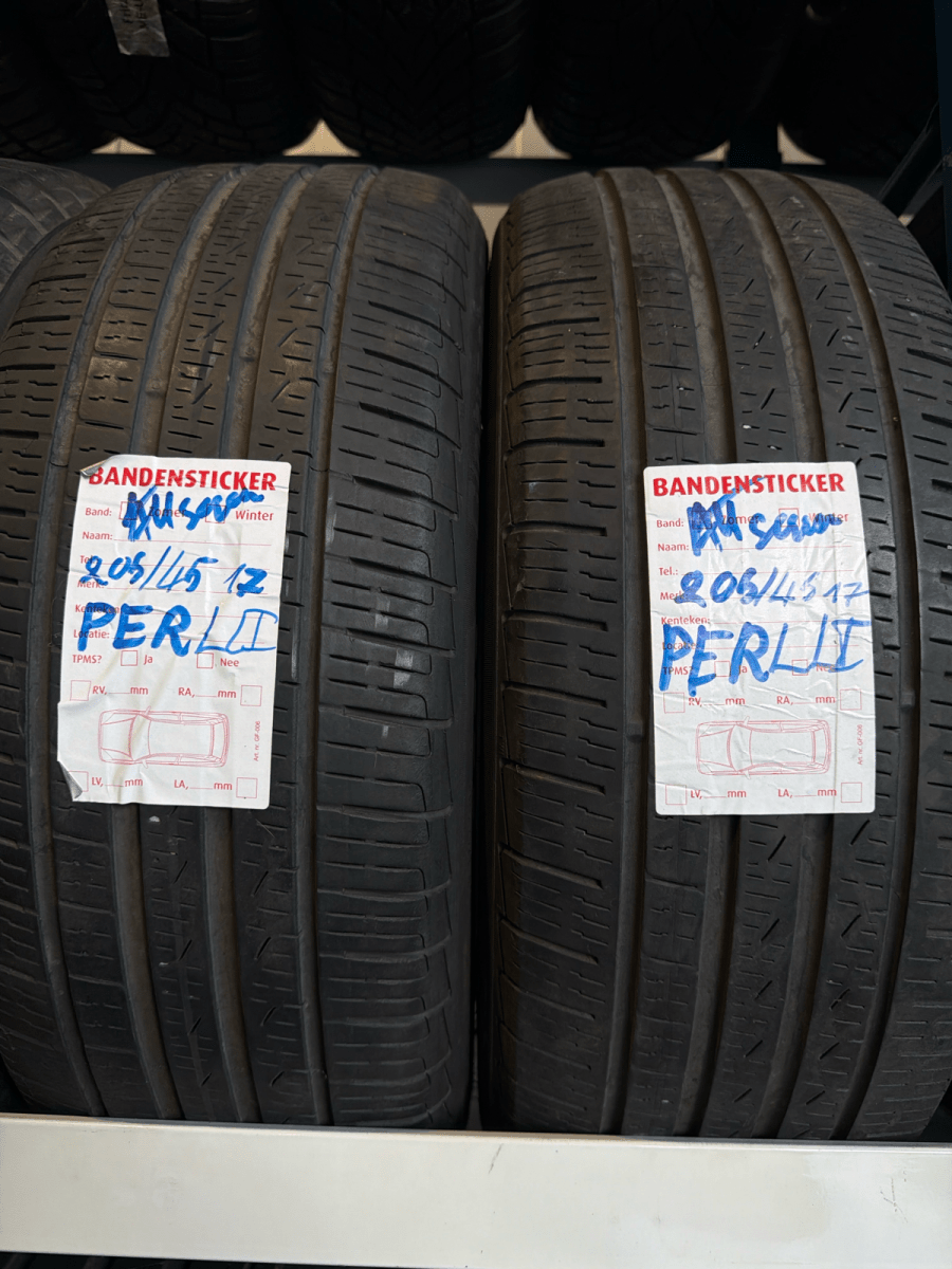 🔥 PIRELLI 205/45 R17 ALL-SEASON BANDEN TE KOOP 🔥 - Peelrandbanden