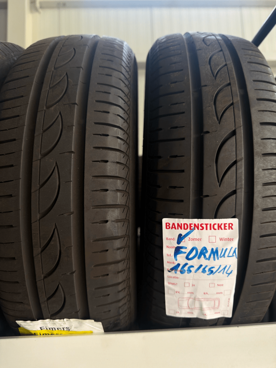 🔥 FORMULA 165/65 R14 ZOMERBANDEN TE KOOP 🔥 - Peelrandbanden