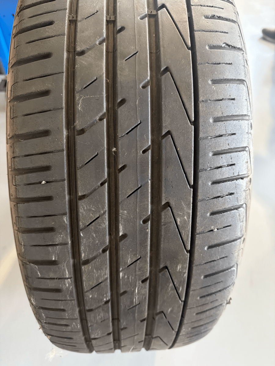 🔥 HANKOOK 235/55 R18 ZOMERBANDEN TE KOOP 🔥 - Peelrandbanden