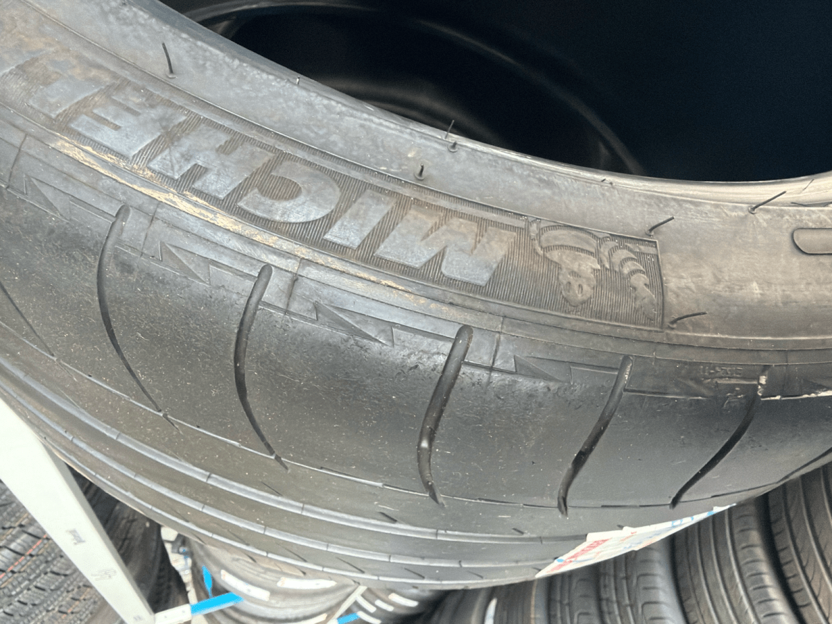 🔥 MICHELIN 265/35 R19 ZOMERBANDEN TE KOOP 🔥 - Peelrandbanden