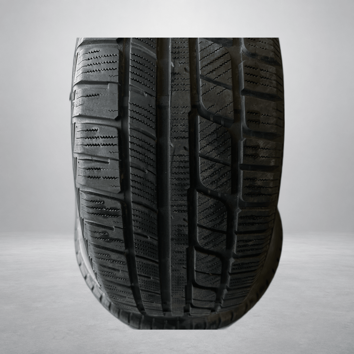 🔥 STAR PERFORMER 235/55 R18 WINTERBANDEN TE KOOP 🔥 - Peelrandbanden