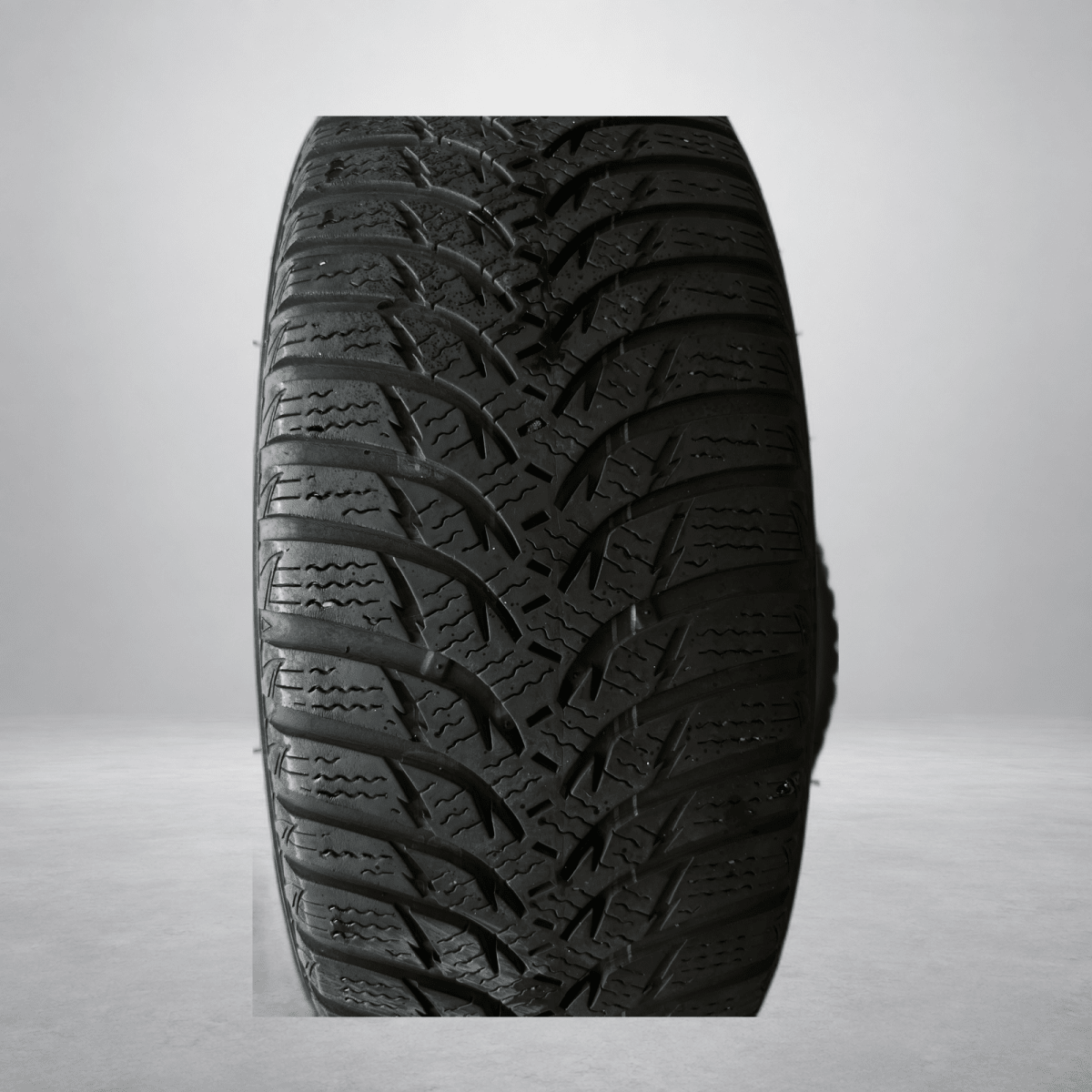 🔥 KUMHO 185/65 R15 WINTERBANDEN TE KOOP 🔥 - Peelrandbanden