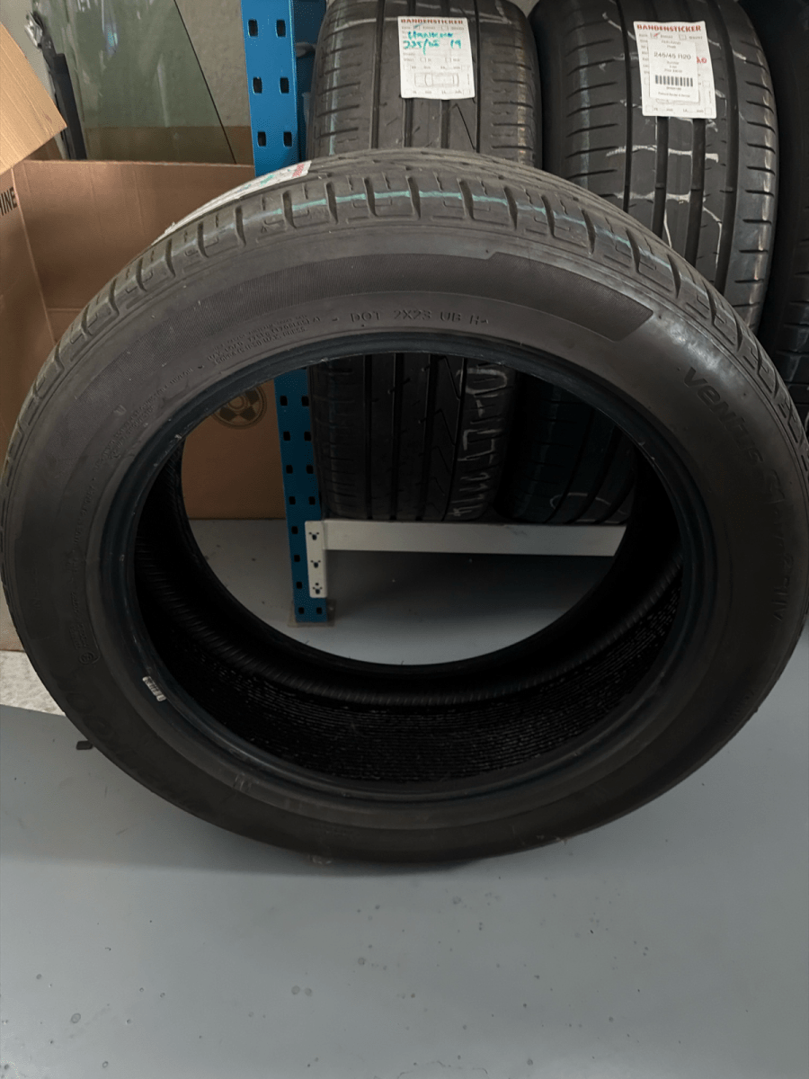 🔥 HANKOOK 235/30 R19 ZOMERBANDEN TE KOOP 🔥 - Peelrandbanden