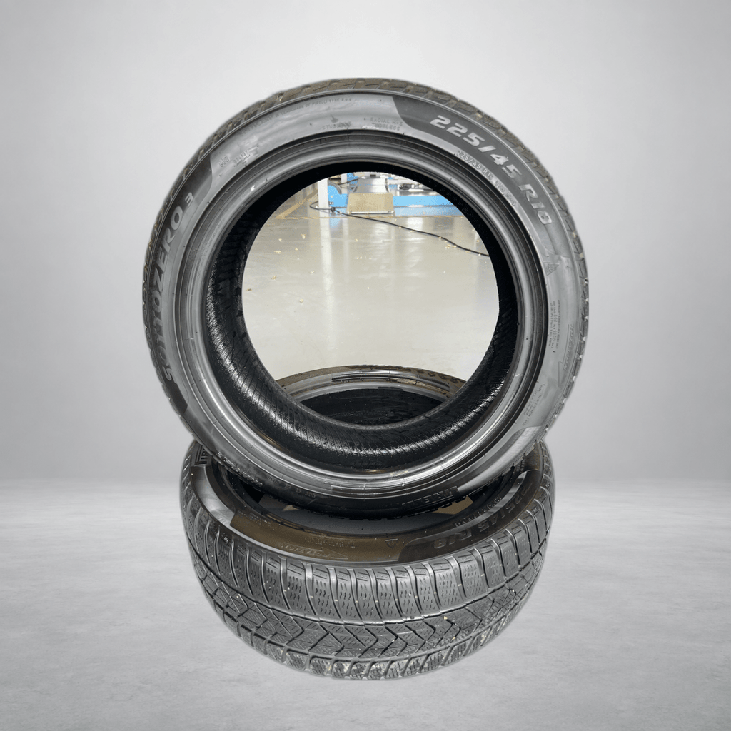 🔥 PIRELLI 225/45 R18 WINTERBANDEN TE KOOP 🔥 - Peelrandbanden