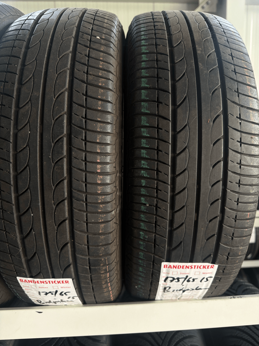 🔥 BRIDGESTONE 175/65 R15 ZOMERBANDEN TE KOOP 🔥 - Peelrandbanden