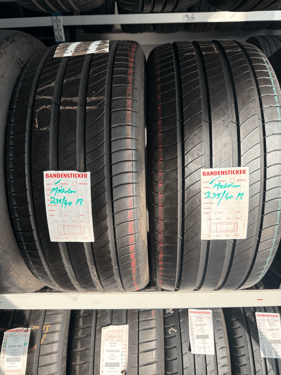 🔥 MICHELIN 235/40 R18 ZOMERBANDEN TE KOOP 🔥 - Peelrandbanden