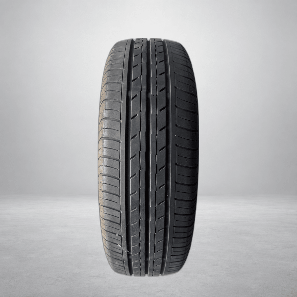 🔥 YOKOHAMA 165/60 R15 ZOMERBANDEN TE KOOP 🔥 - Peelrandbanden