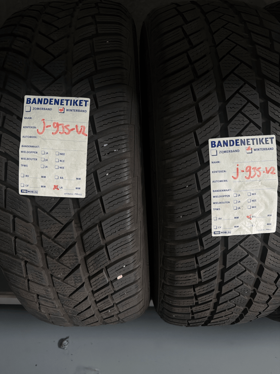 🔥 VREDESTEIN 215/60 R17 WINTERBANDEN TE KOOP 🔥 - Peelrandbanden