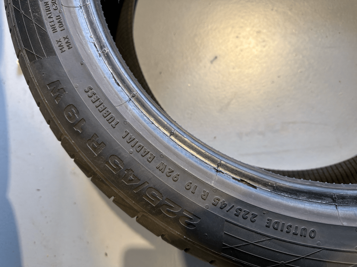 🔥 CONTINENTAL 225/45 R19 ZOMERBANDEN TE KOOP 🔥 - Peelrandbanden