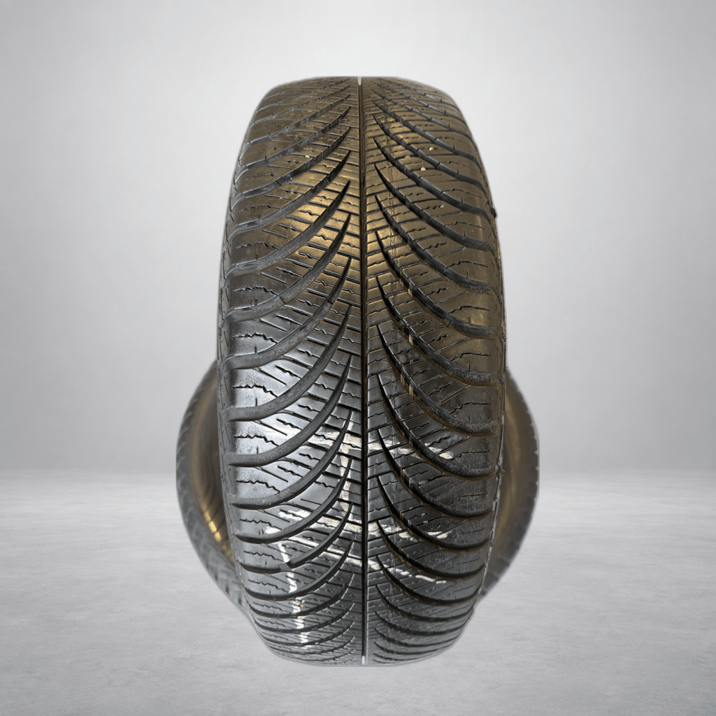 🔥 GOODYEAR 185/65 R15 ALL-SEASON BANDEN TE KOOP 🔥 - Peelrandbanden