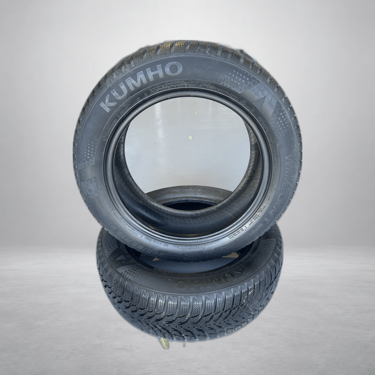 🔥 KUMHO 205/55 R16 WINTERBANDEN TE KOOP 🔥 - Peelrandbanden