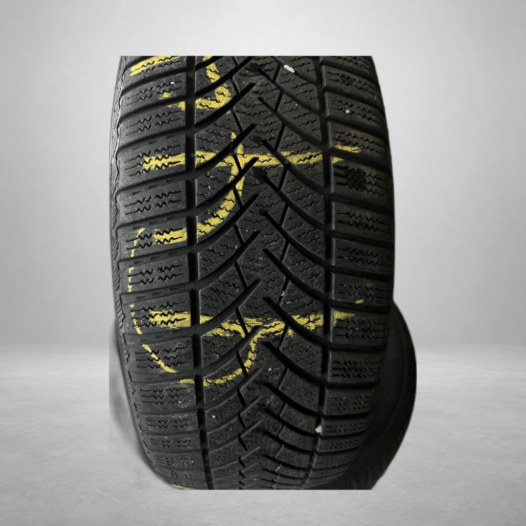 🔥 SEMPERIT 205/55 R16 WINTERBANDEN TE KOOP 🔥 - Peelrandbanden