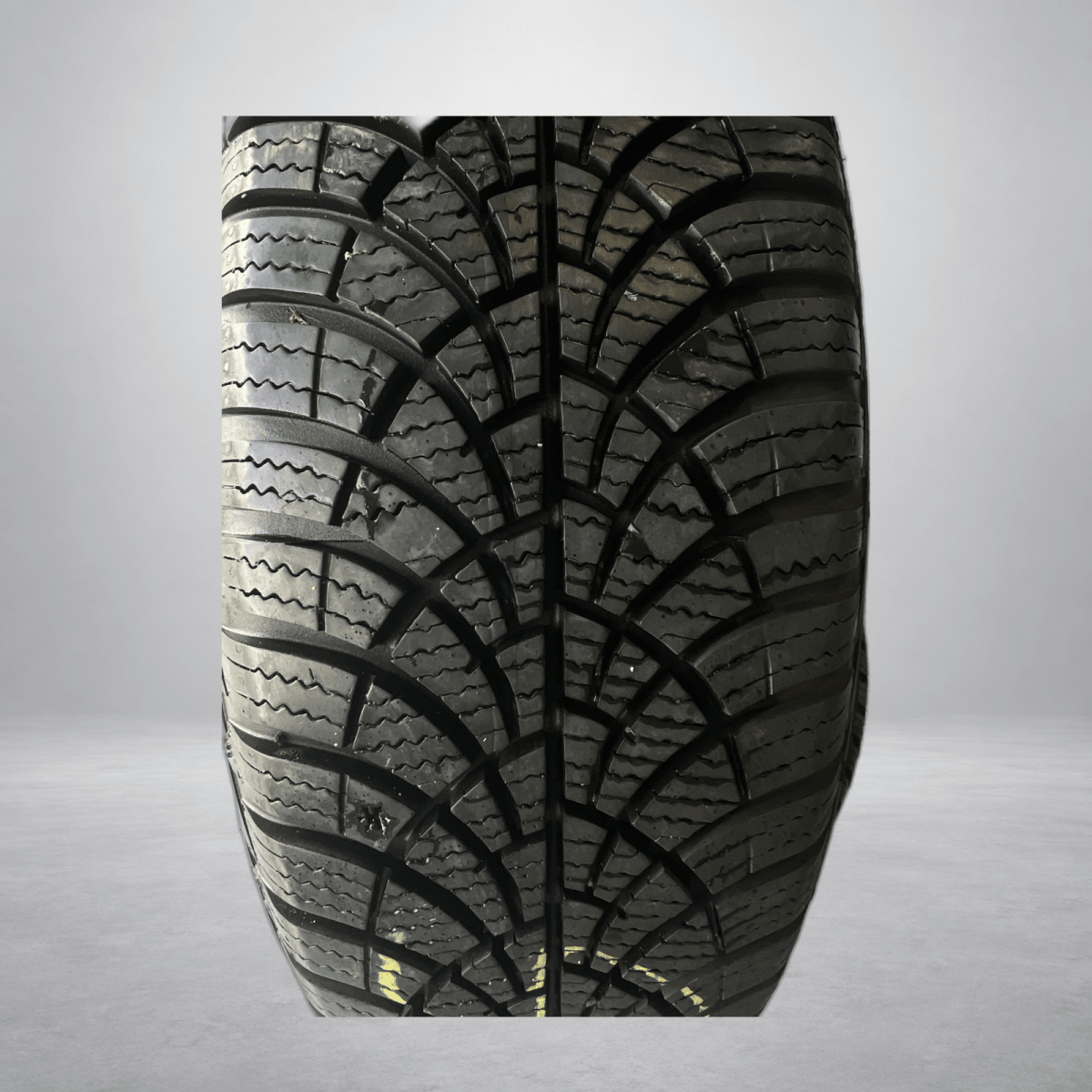 🔥 GOODYEAR 185/60 R15 ALL-SEASON BANDEN TE KOOP 🔥 - Peelrandbanden