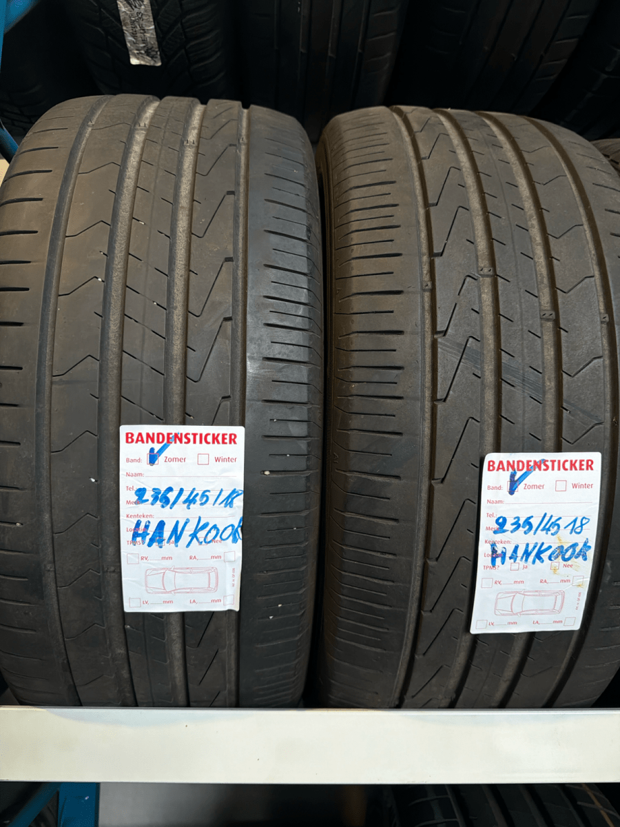 🔥 HANKOOK 235/45 R18 ZOMERBANDEN TE KOOP 🔥 - Peelrandbanden